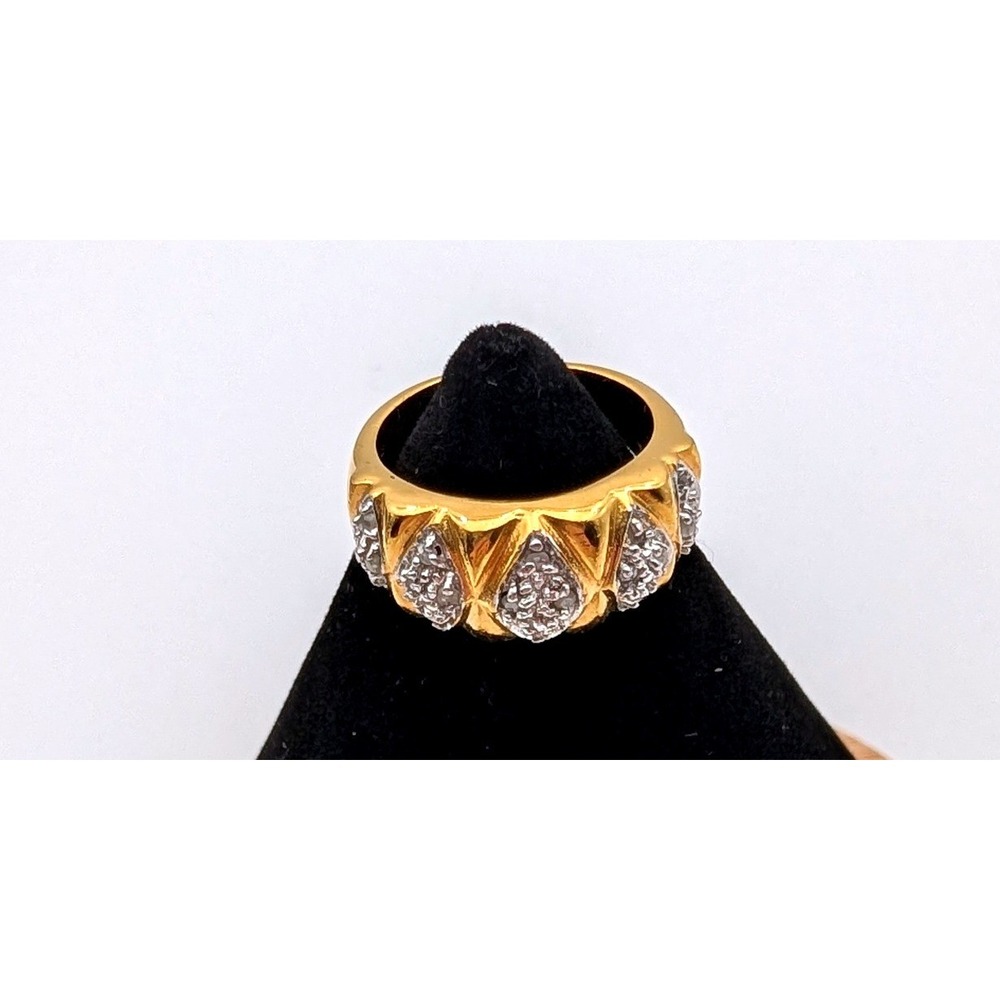 Gold Tone Pavé Diamond Shape Geometric Band Ring Size 6.25 Sparkling Statement